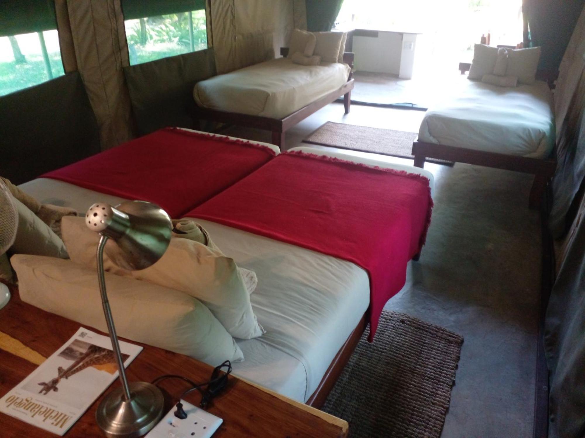 Zambezi Mubala Camp Hotell Katima Mulilo Rom bilde
